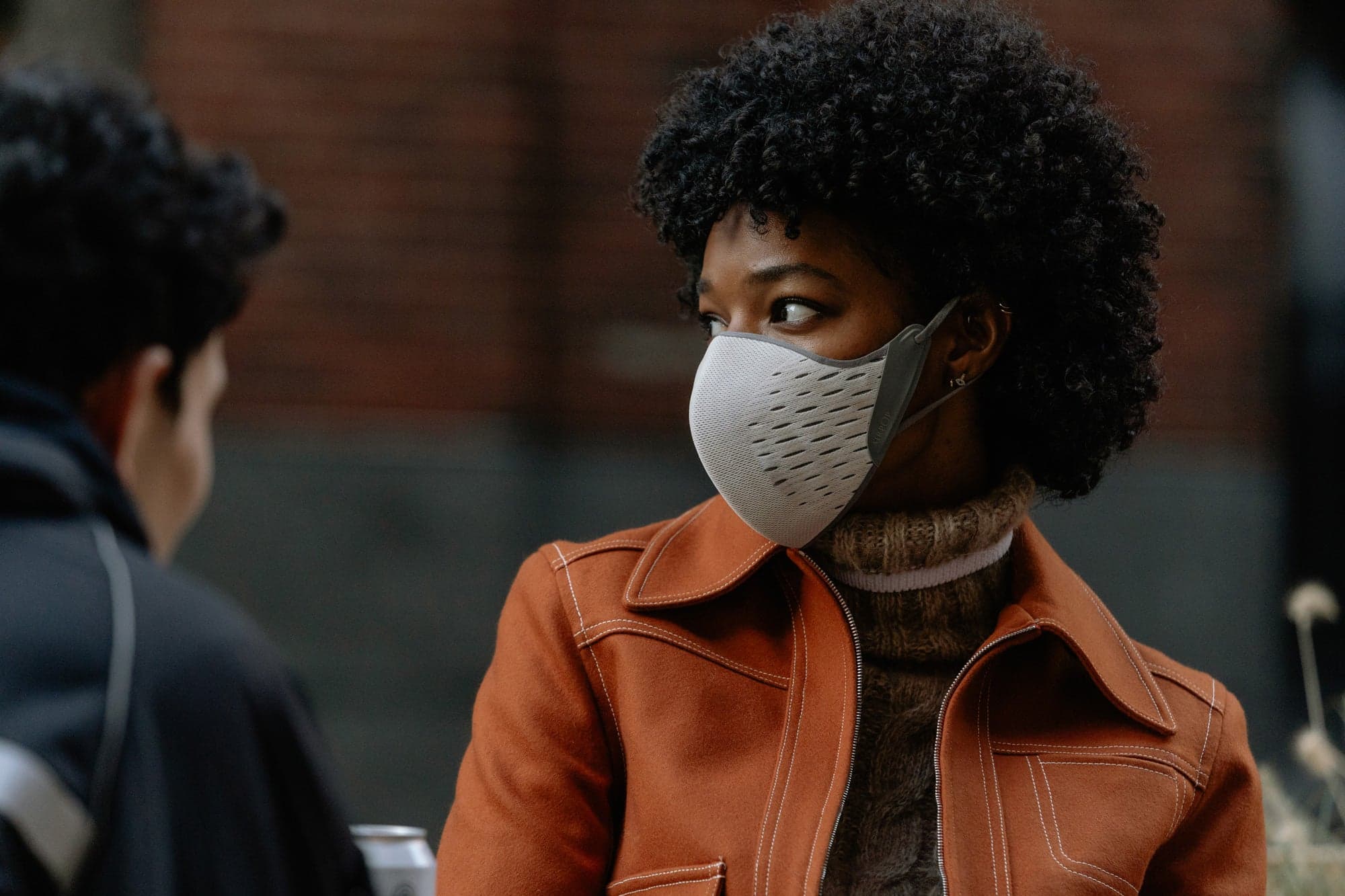 Mascarilla AirPop Active que muestra el diseño 3D Aerodome